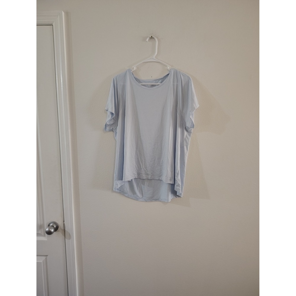 Avia Womens XL Light Blue Short Sleeve Activewear Top Mesh Back High Low Hem